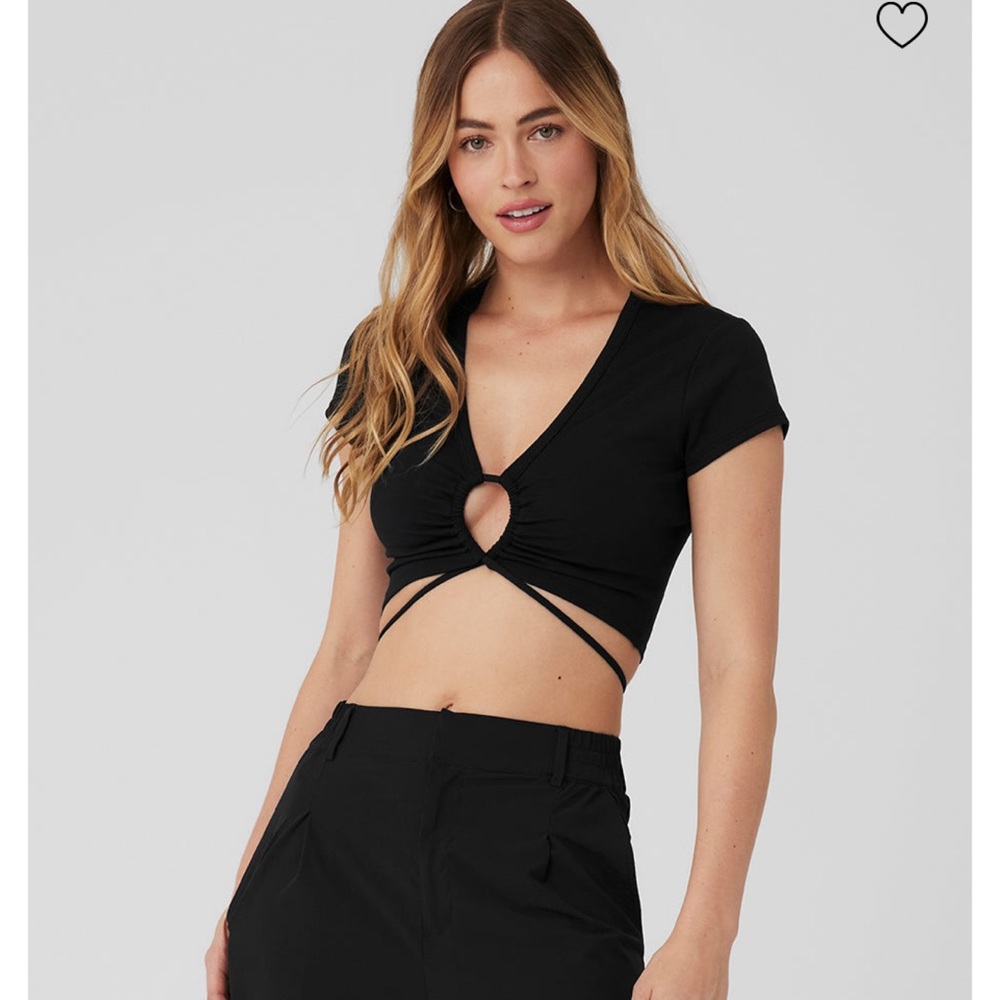 NWT ALO Airbrush Criss Cross Short Sleeve Black Size Large
